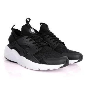 NK Huarache Ultra Black And White Sneakers