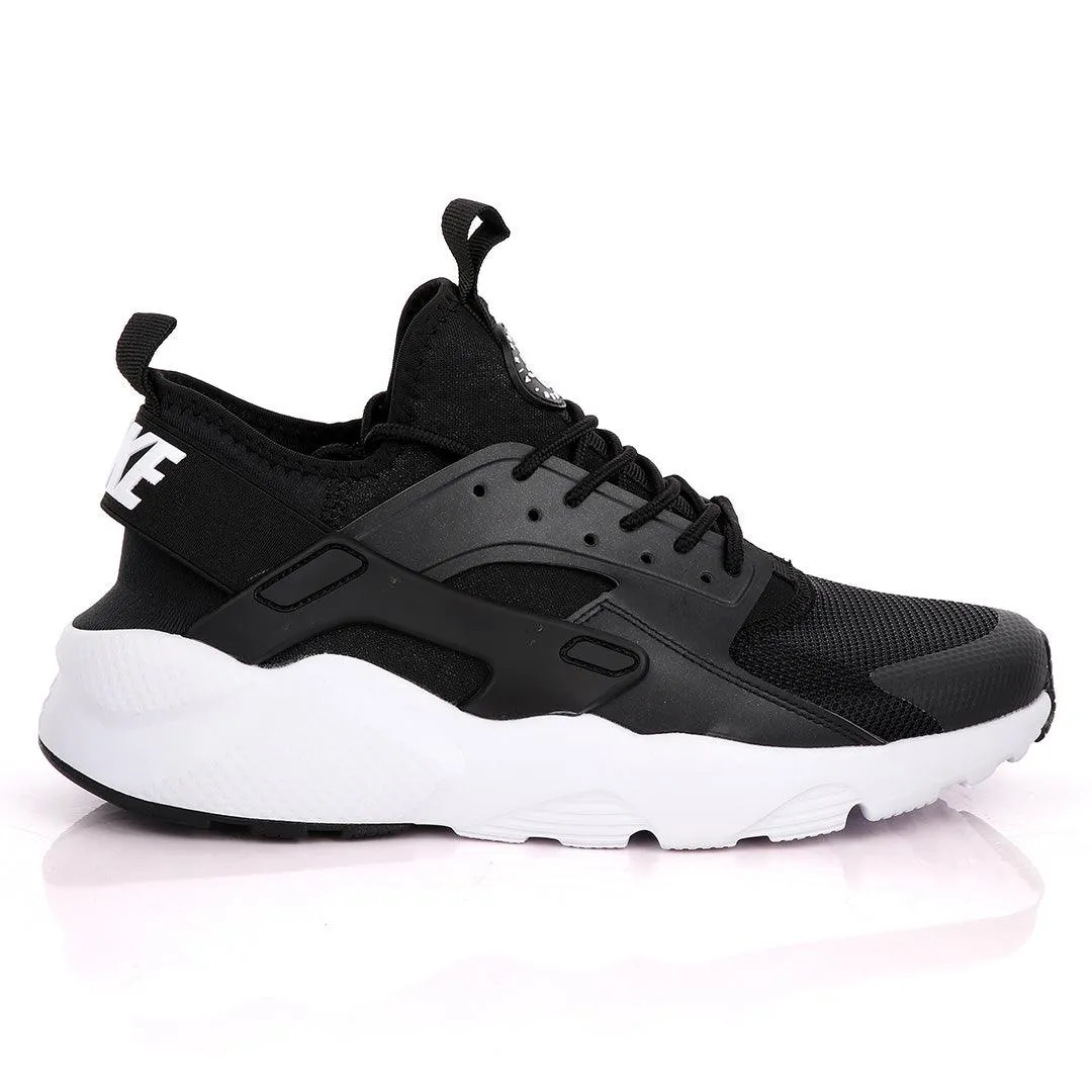 NK Huarache Ultra Black And White Sneakers